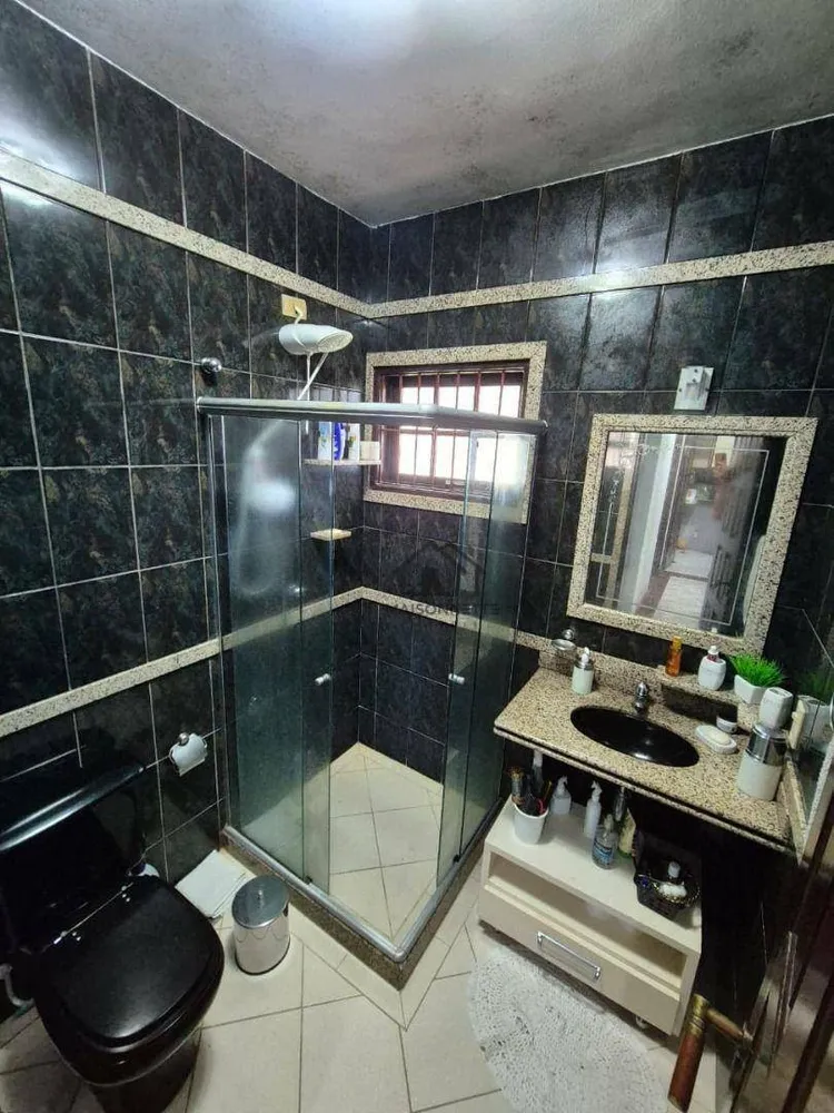 Casa, 3 quartos, 242 m² - Foto 24