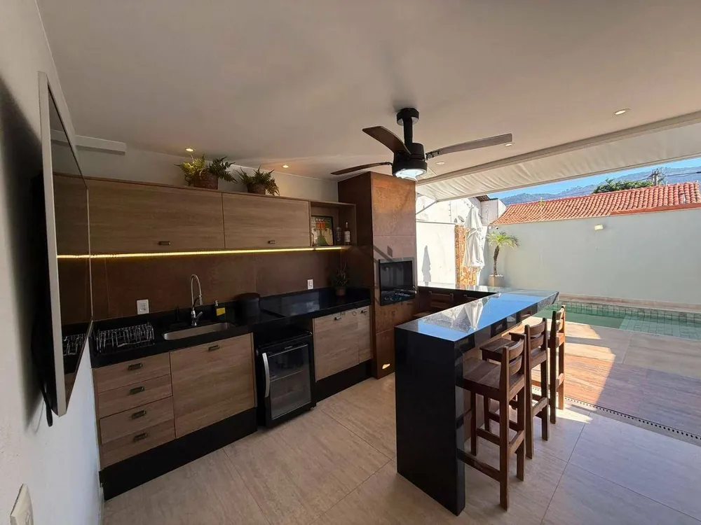 Casa, 4 quartos, 202 m² - Foto 12