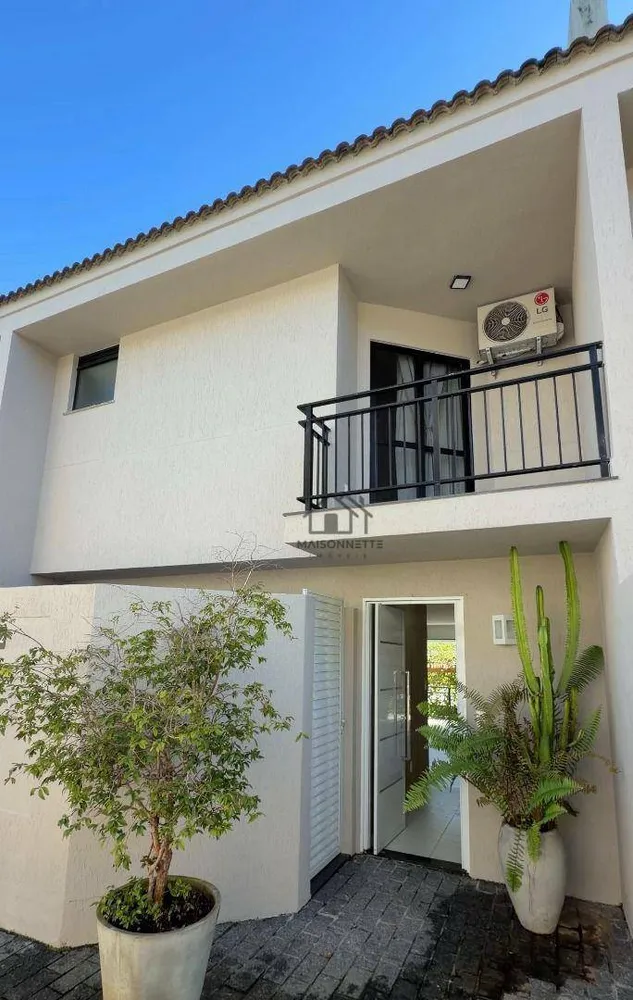 Casa, 3 quartos, 217 m² - Foto 30