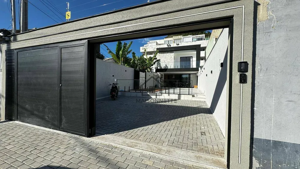 Casa, 4 quartos, 255 m² - Foto 13