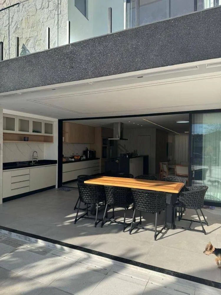 Casa, 4 quartos, 255 m² - Foto 15