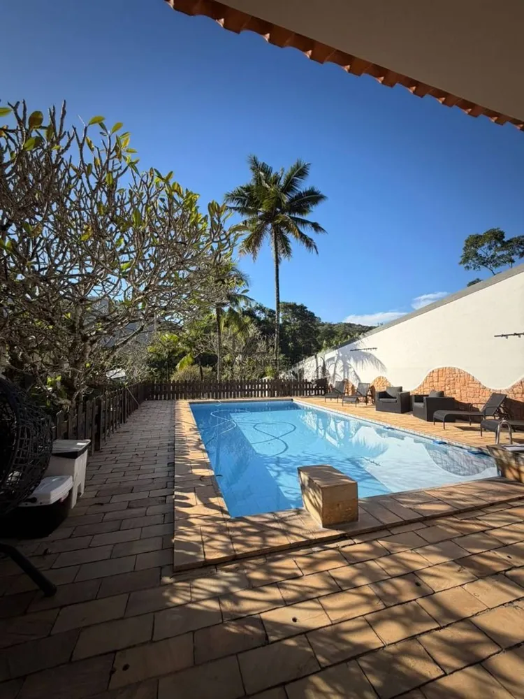 Casa, 6 quartos, 380 m² - Foto 10