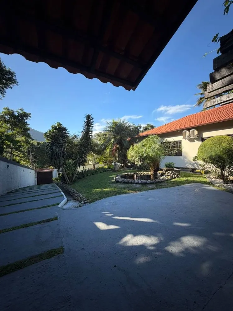 Casa, 6 quartos, 380 m² - Foto 11