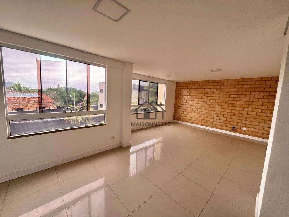 Casa, 3 quartos, 250 m² - Foto 14