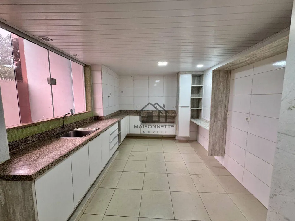 Casa, 3 quartos, 250 m² - Foto 11