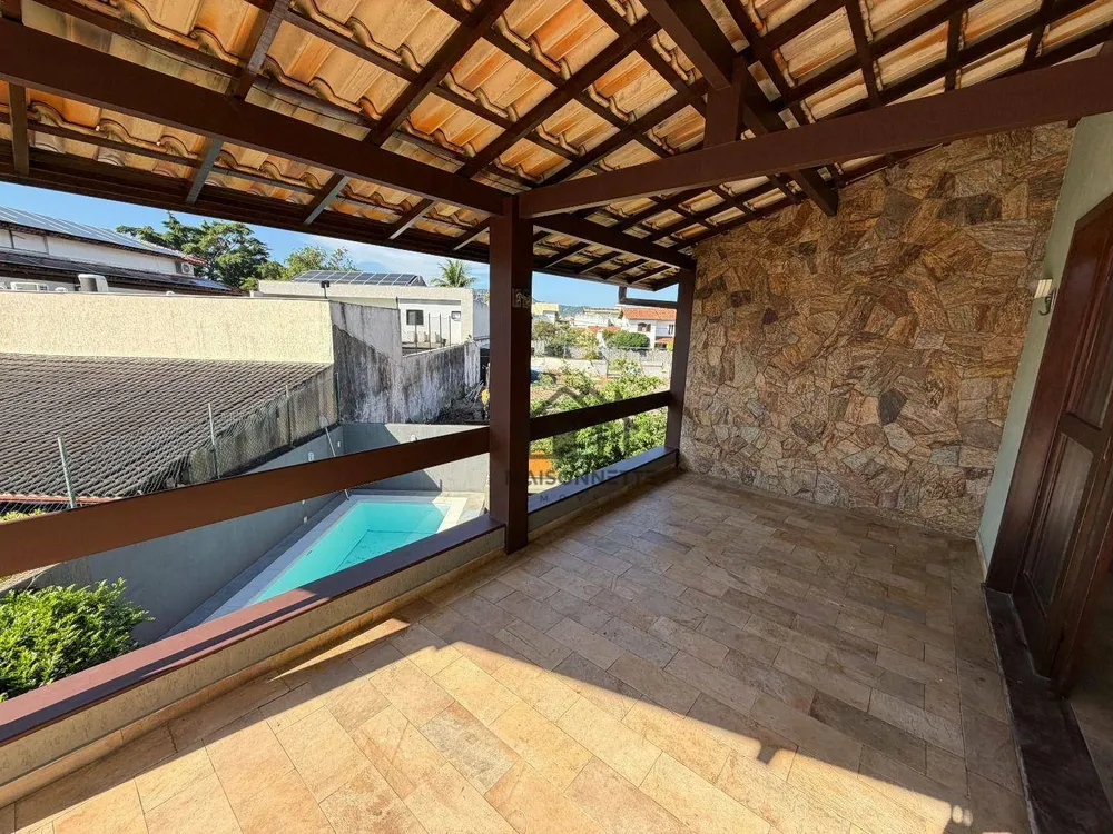 Casa, 4 quartos, 350 m² - Foto 22