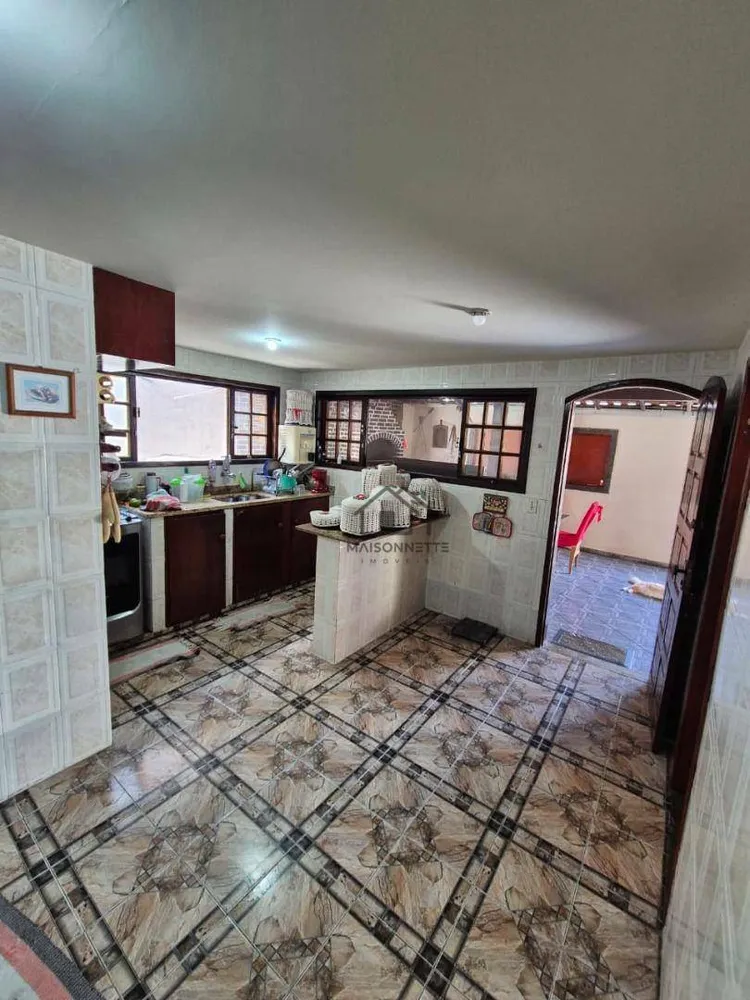 Casa, 3 quartos, 200 m² - Foto 5