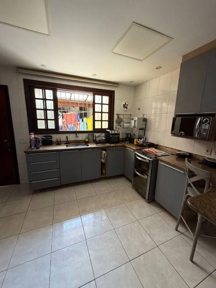 Casa, 4 quartos, 220 m² - Foto 11