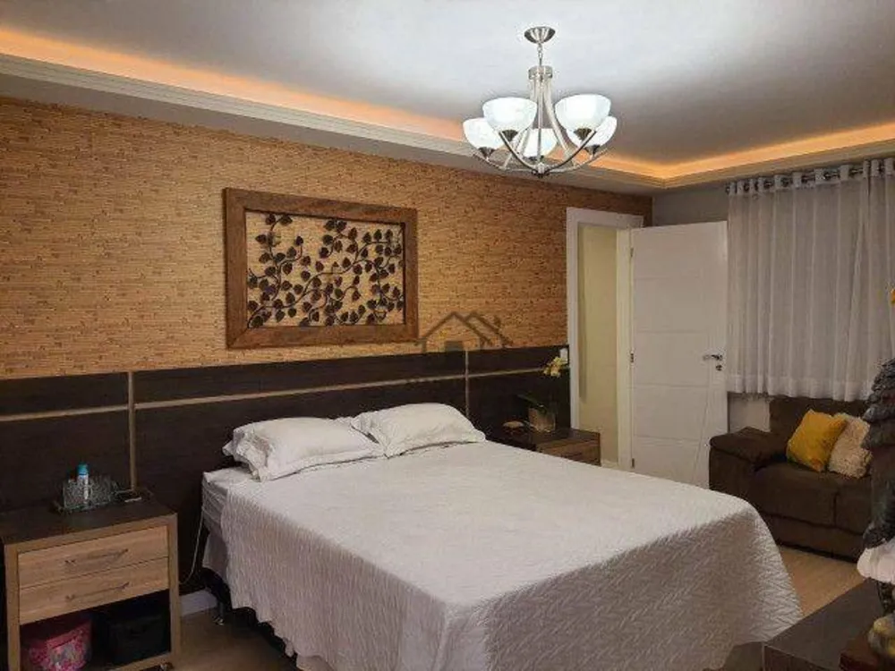 Casa, 4 quartos, 270 m² - Foto 18