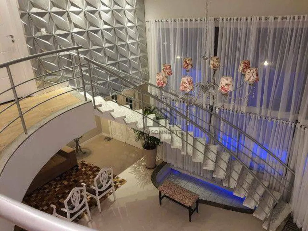 Casa, 4 quartos, 270 m² - Foto 14
