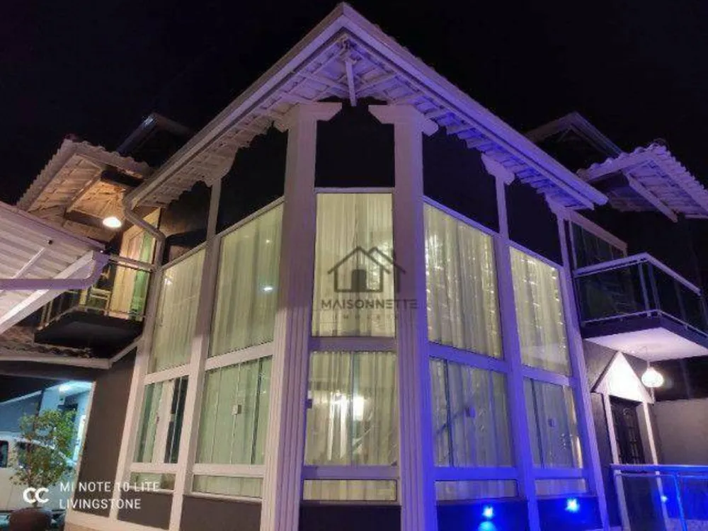 Casa, 4 quartos, 270 m² - Foto 2