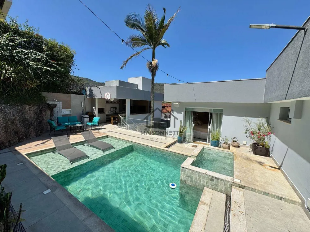 Casa, 4 quartos, 450 m² - Foto 1
