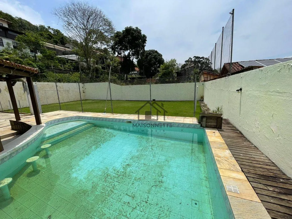 Casa, 4 quartos, 300 m² - Foto 11