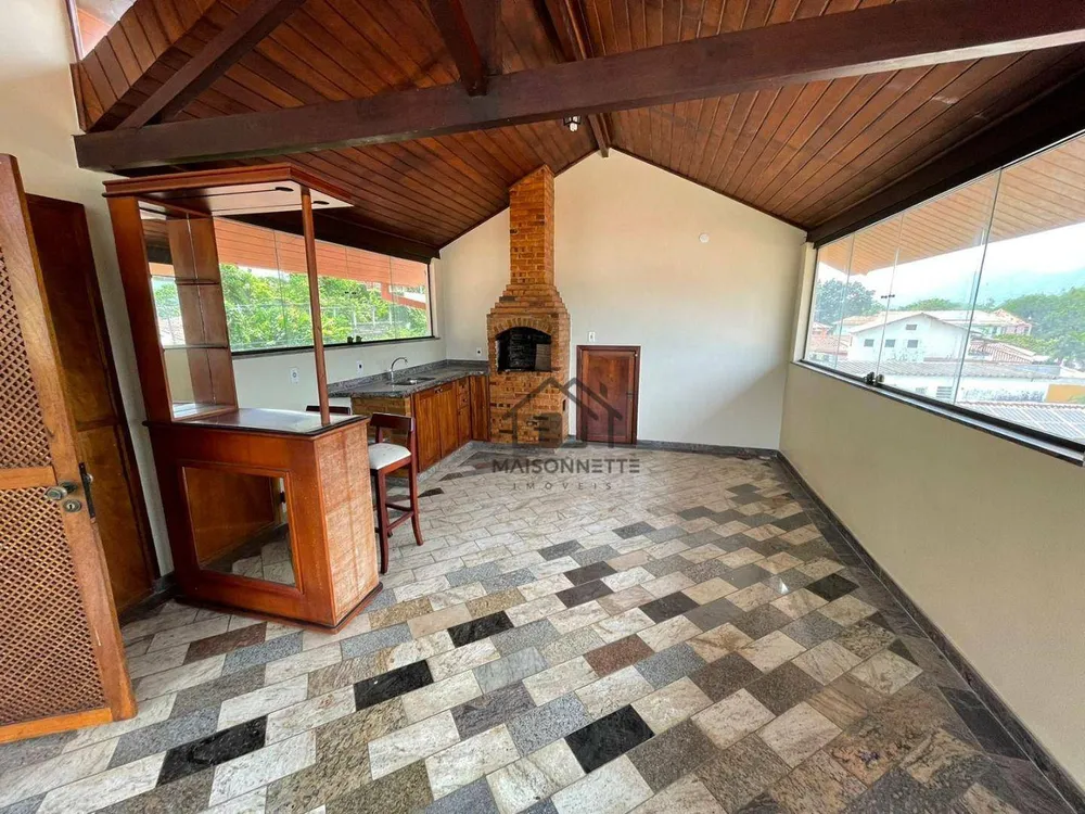 Casa, 4 quartos, 300 m² - Foto 19