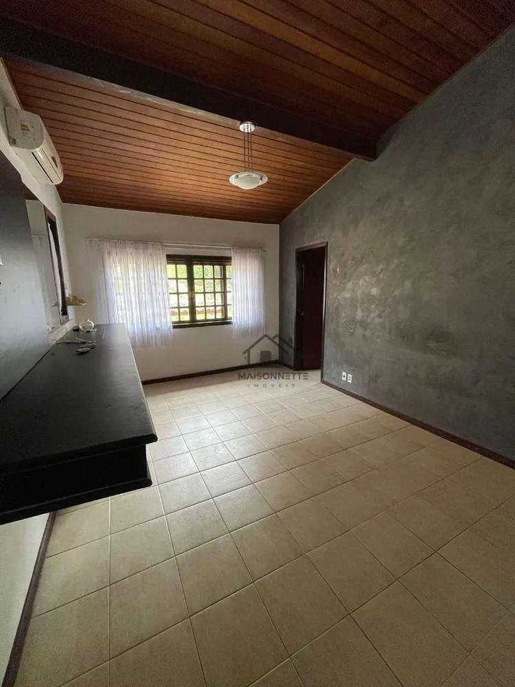 Casa, 4 quartos, 300 m² - Foto 23