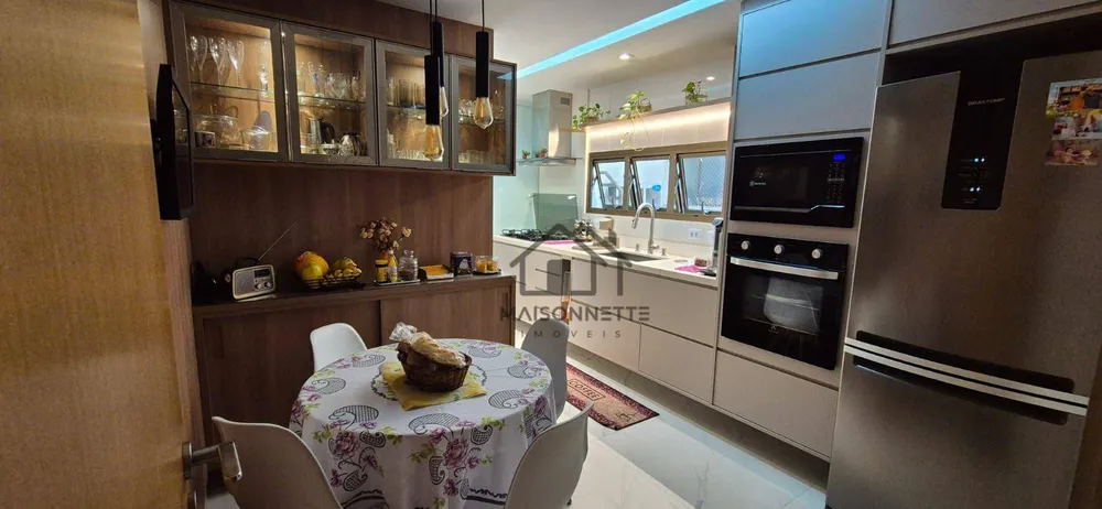 Apartamento, 3 quartos, 185 m² - Foto 10