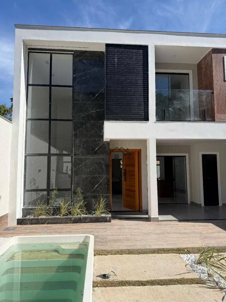 Casa, 4 quartos, 115 m² - Foto 1