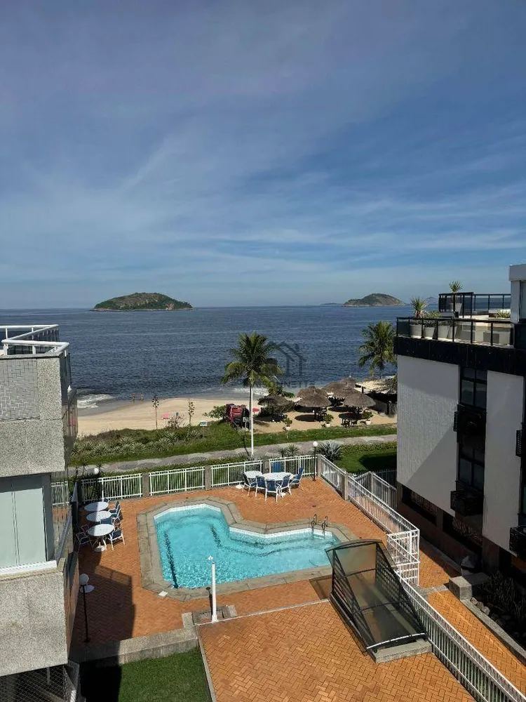 Cobertura, 3 quartos, 250 m² - Foto 3