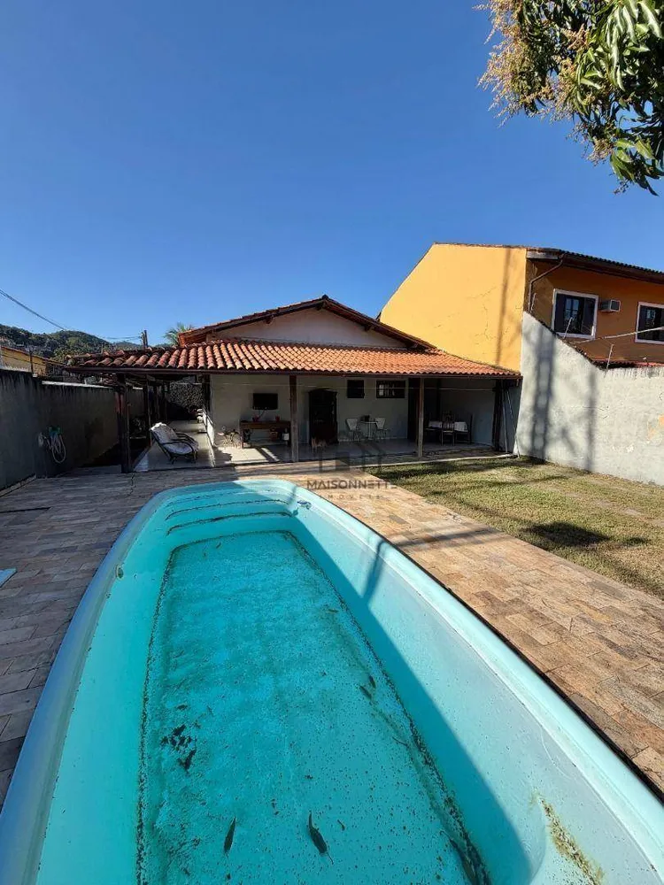 Casa, 3 quartos, 200 m² - Foto 3