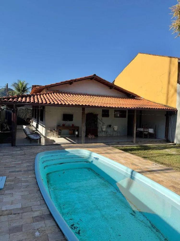 Casa, 3 quartos, 200 m² - Foto 2