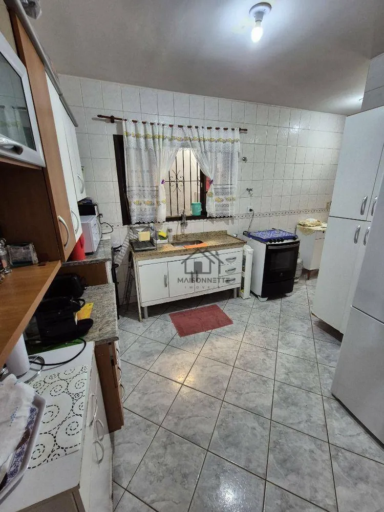 Casa, 3 quartos, 200 m² - Foto 19