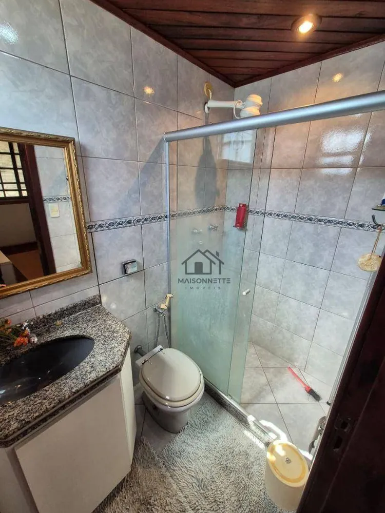 Casa, 4 quartos, 220 m² - Foto 35
