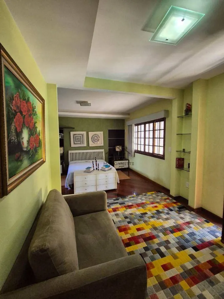 Casa, 4 quartos, 220 m² - Foto 30