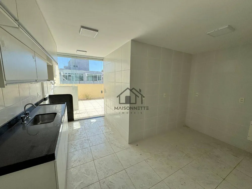 Cobertura, 3 quartos, 214 m² - Foto 13