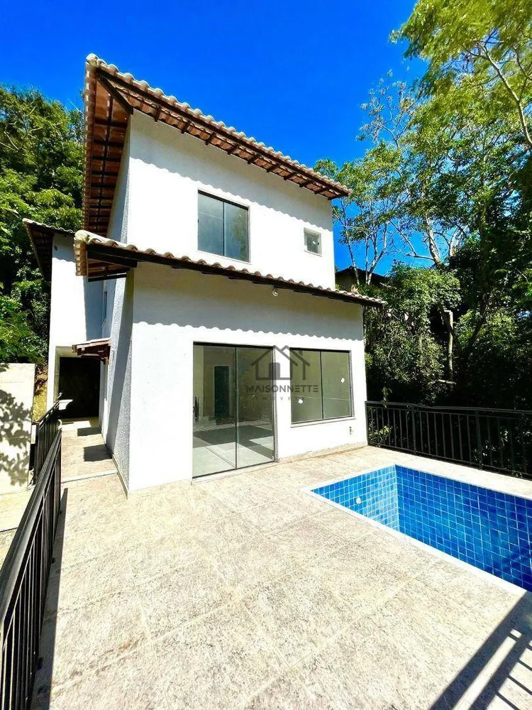 Casa, 3 quartos, 129 m² - Foto 1