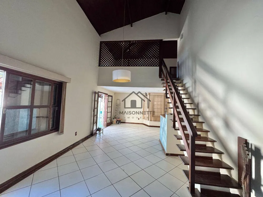 Casa, 3 quartos, 224 m² - Foto 10