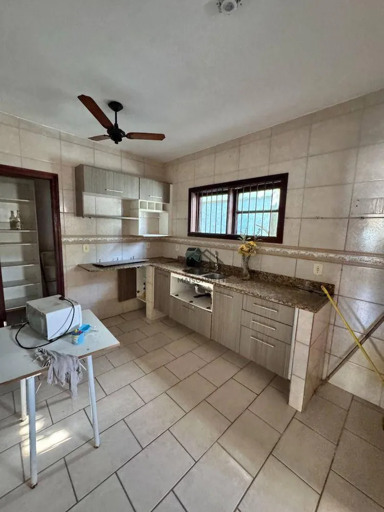 Casa, 3 quartos, 224 m² - Foto 16