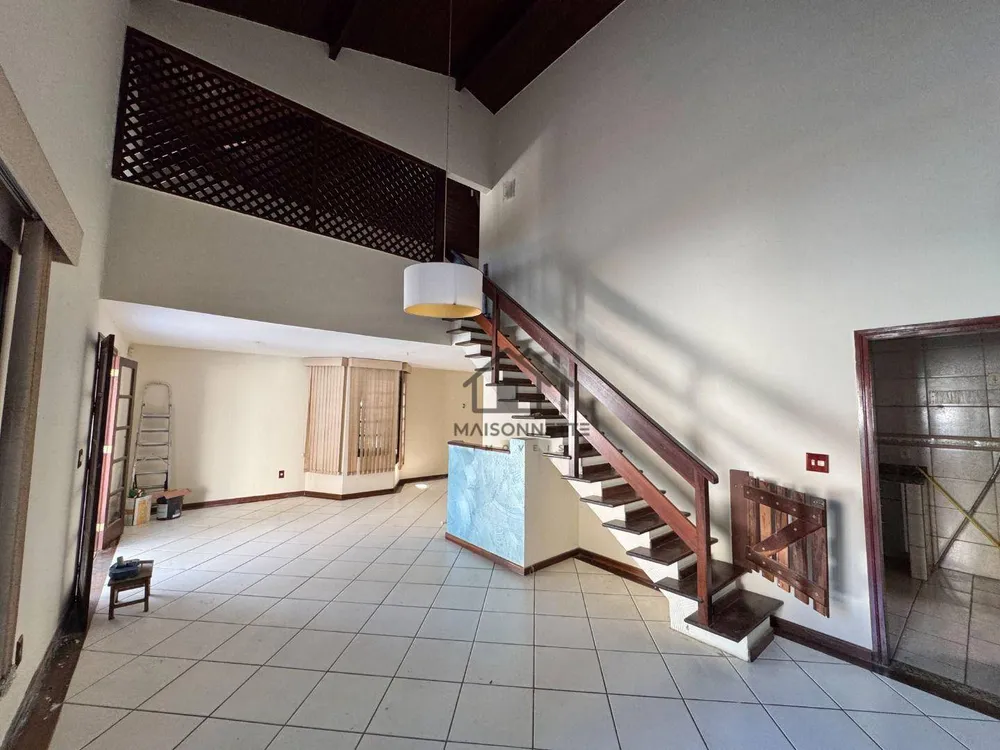 Casa, 3 quartos, 224 m² - Foto 8