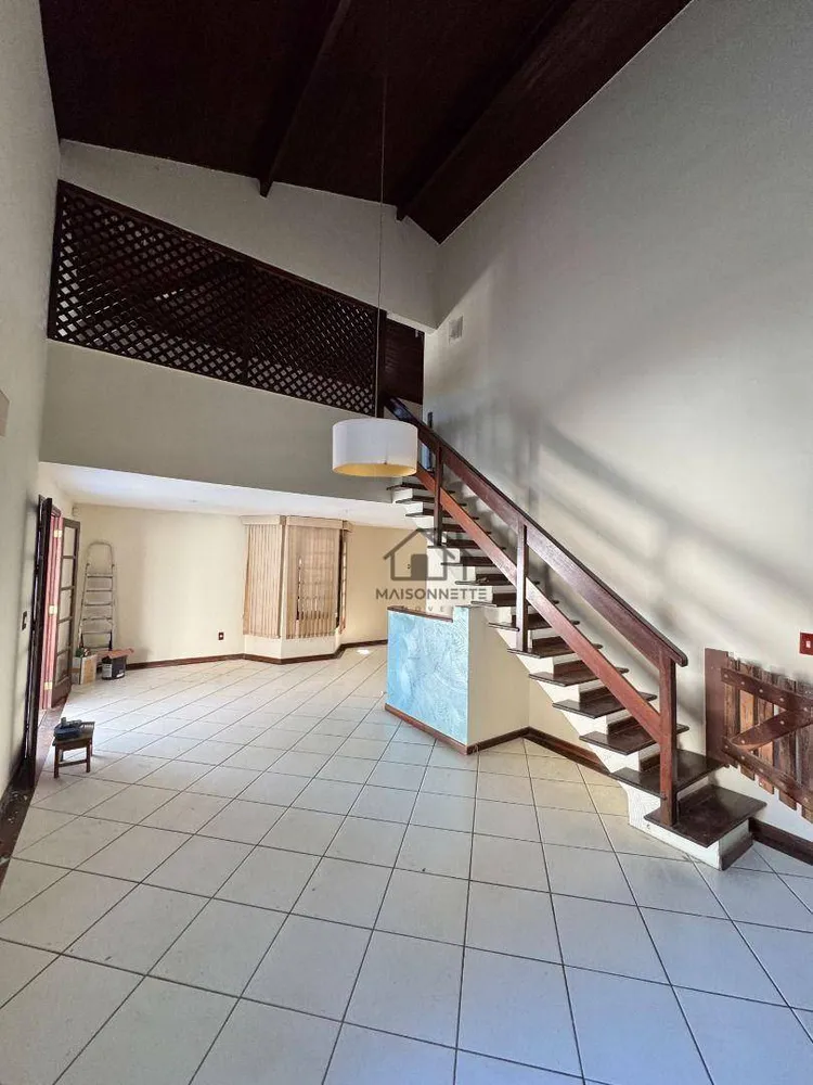 Casa, 3 quartos, 224 m² - Foto 7