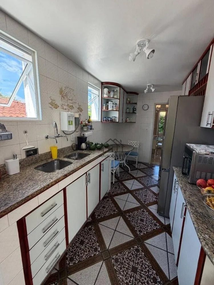 Casa, 4 quartos, 290 m² - Foto 11