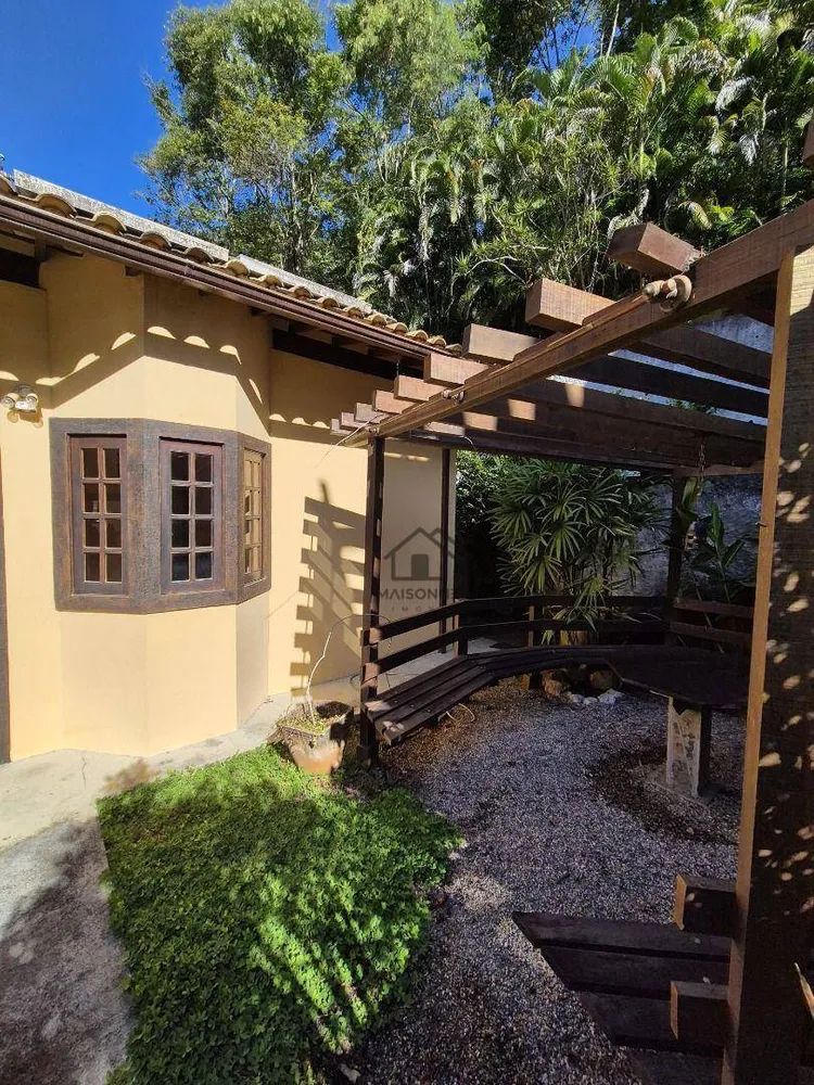 Casa, 3 quartos, 185 m² - Foto 2
