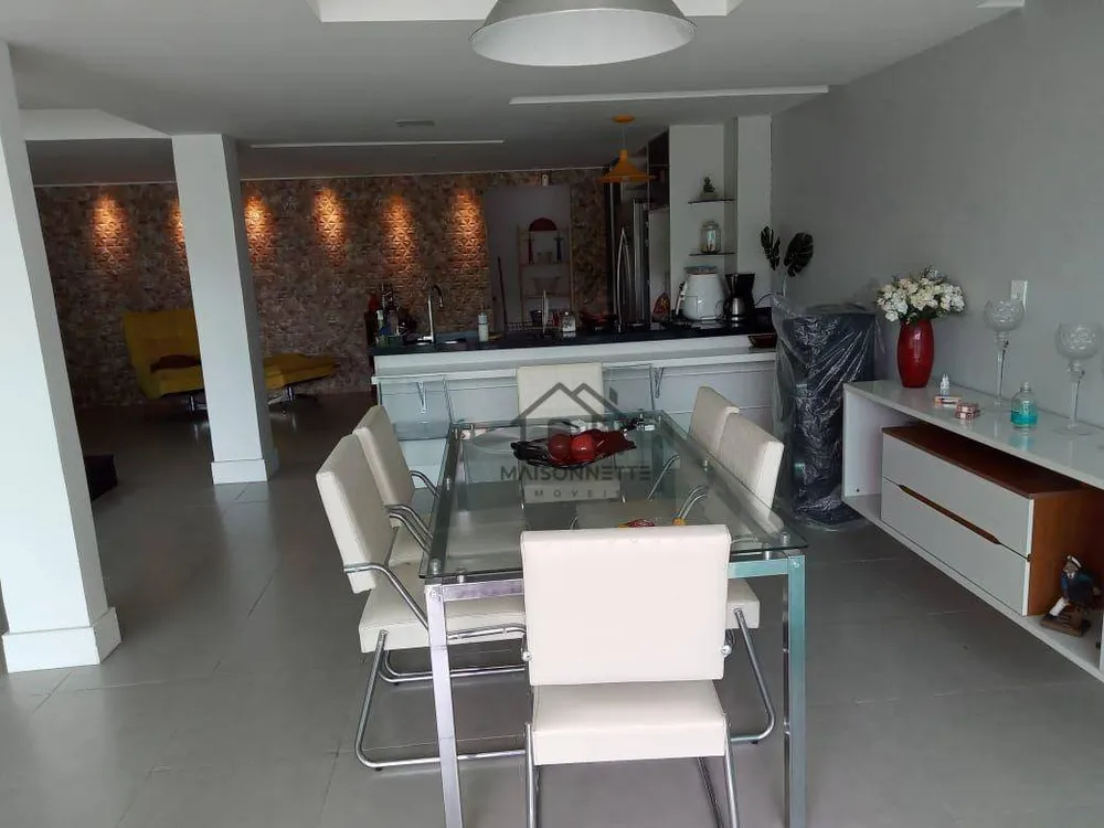 Casa, 3 quartos, 235 m² - Foto 7