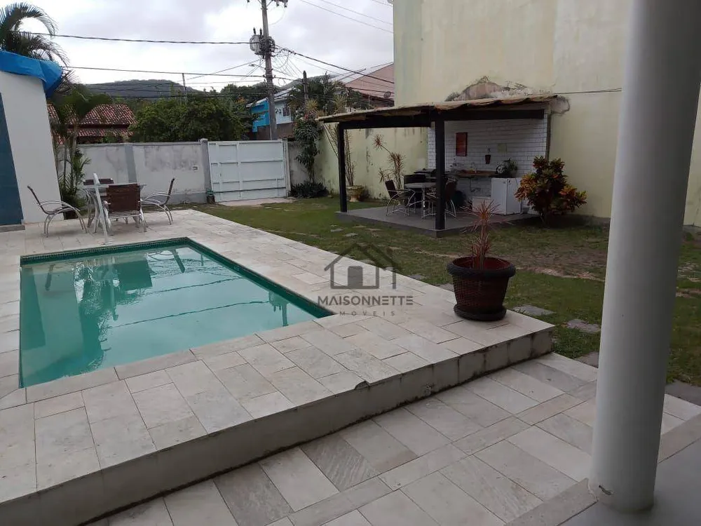Casa, 3 quartos, 235 m² - Foto 3