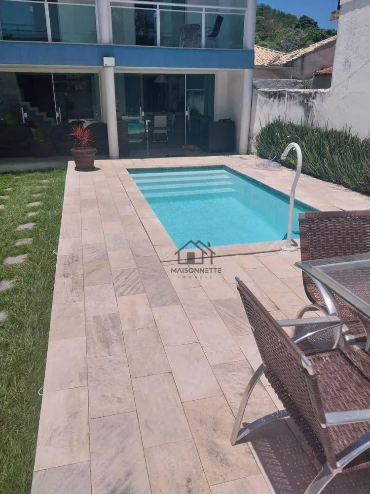Casa, 3 quartos, 235 m² - Foto 2