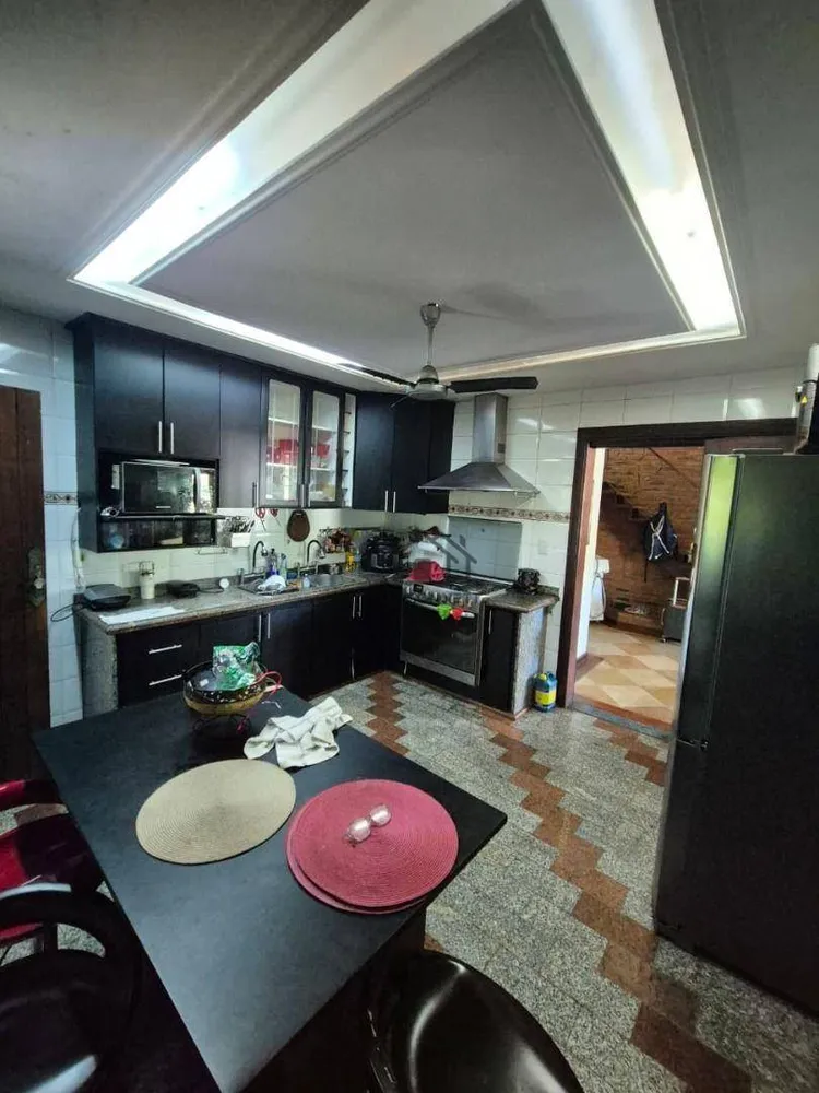 Casa, 3 quartos, 198 m² - Foto 23