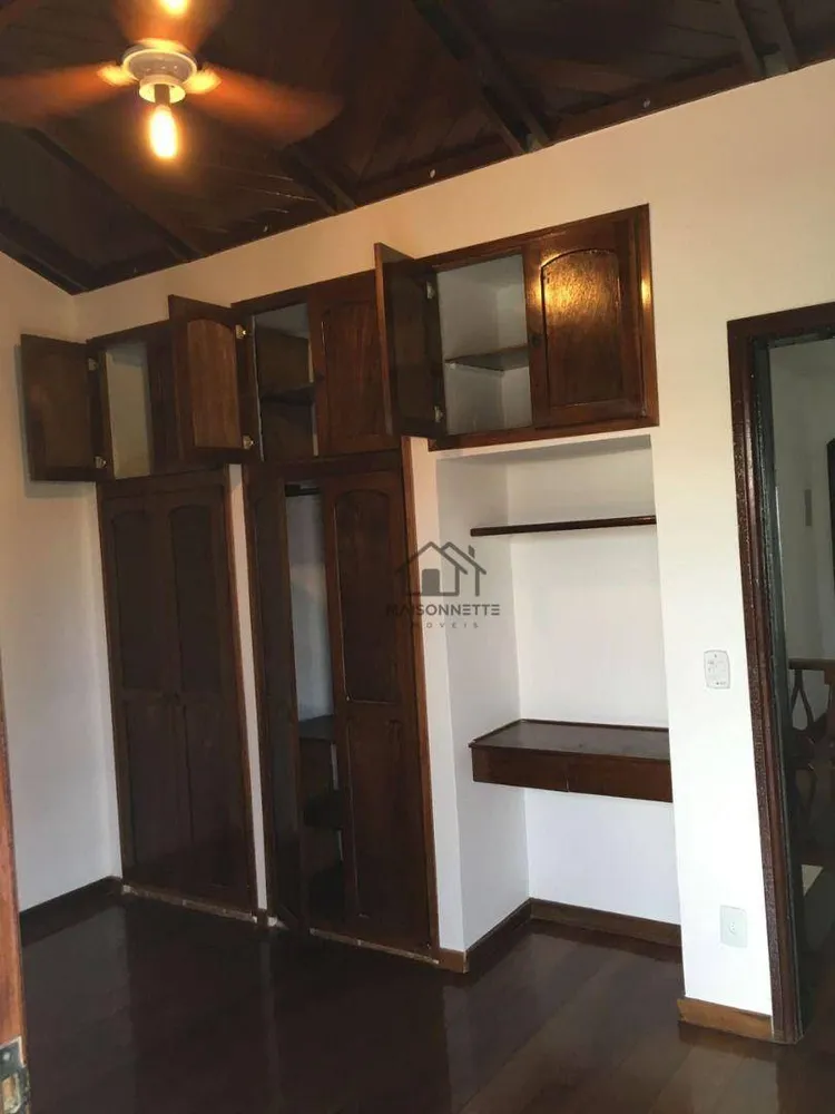 Casa, 5 quartos, 300 m² - Foto 23