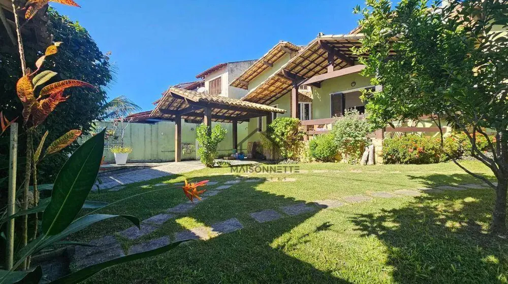 Casa, 4 quartos, 288 m² - Foto 1