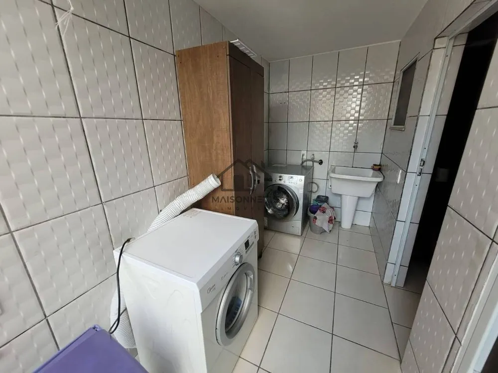 Casa, 5 quartos, 218 m² - Foto 47