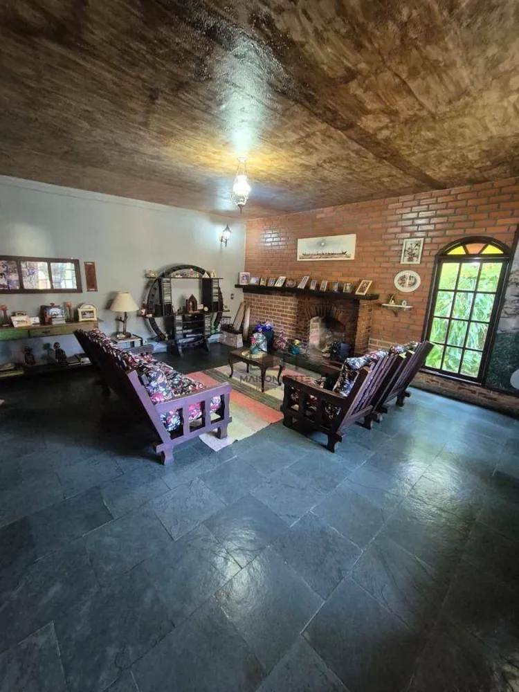 Casa, 3 quartos, 239 m² - Foto 13