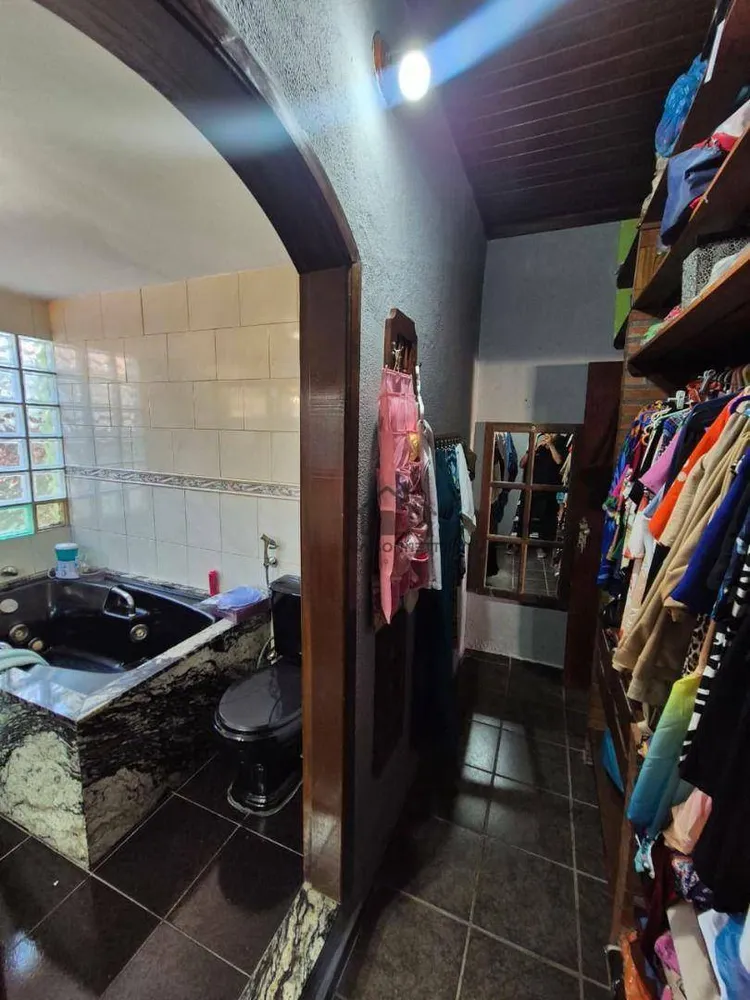 Casa, 3 quartos, 239 m² - Foto 18