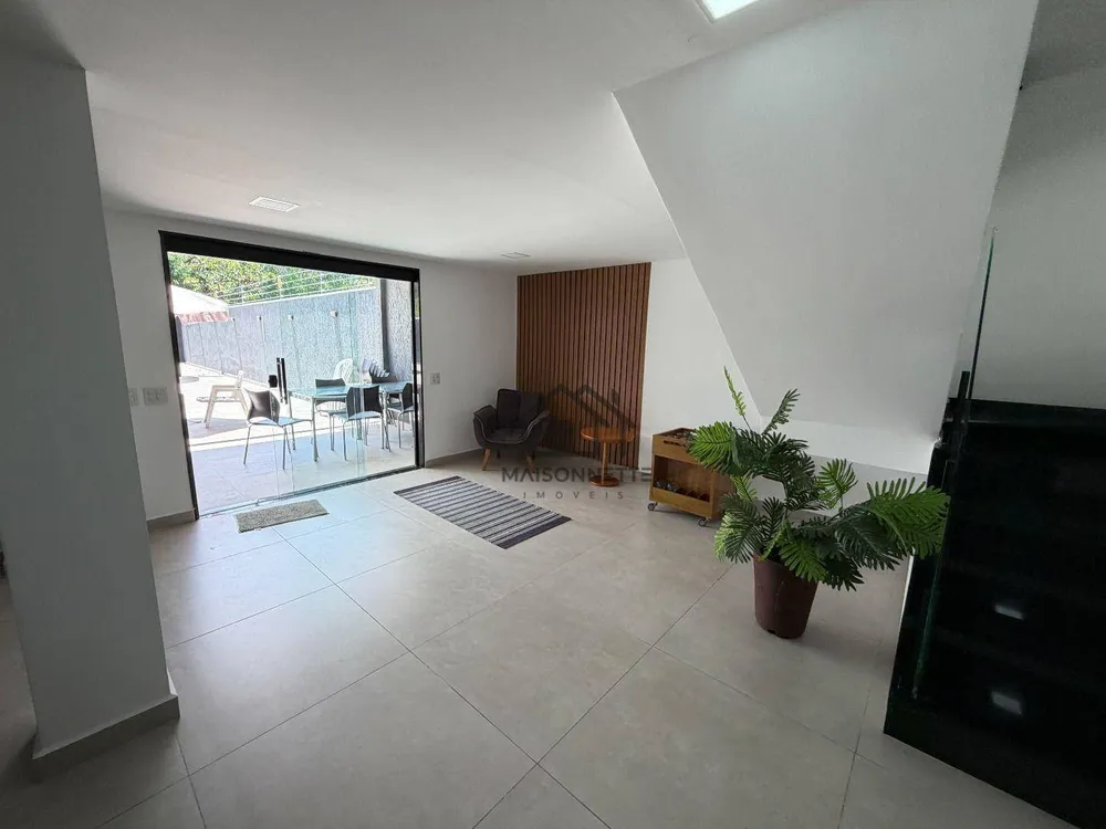 Casa, 5 quartos, 250 m² - Foto 13
