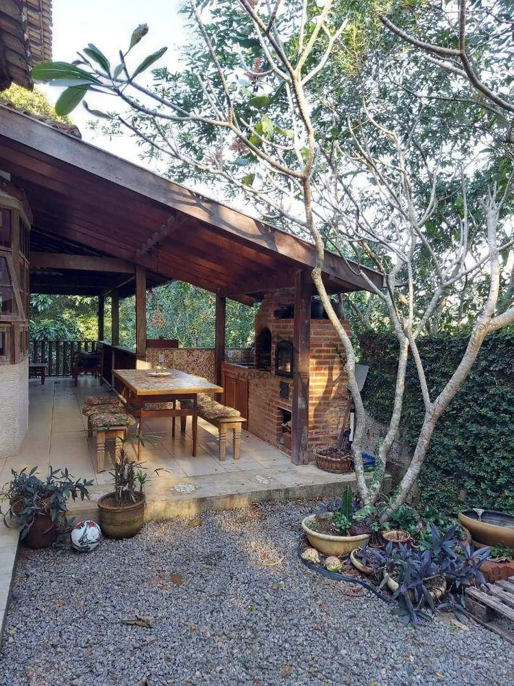Casa, 4 quartos, 300 m² - Foto 1
