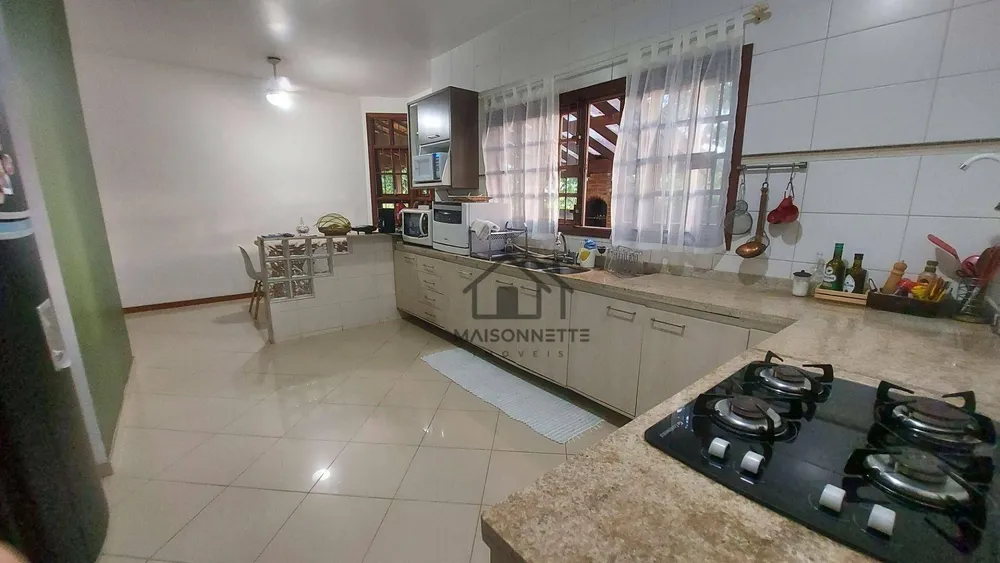 Casa, 4 quartos, 300 m² - Foto 23