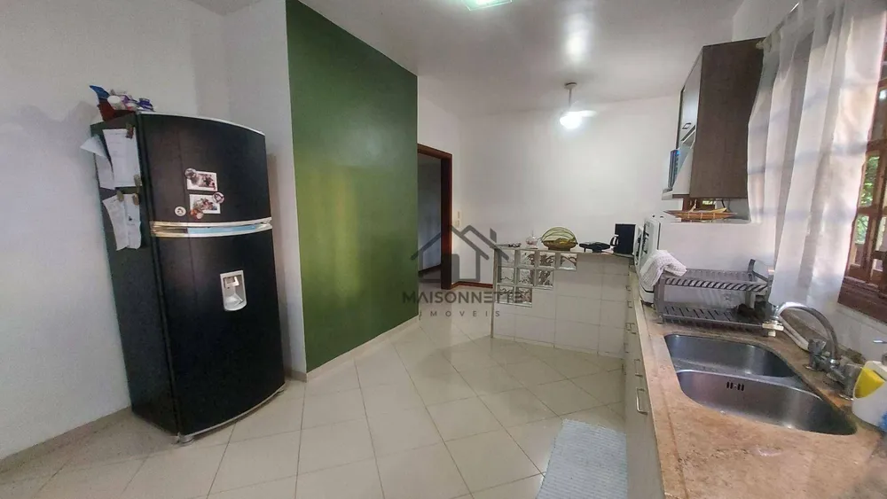 Casa, 4 quartos, 300 m² - Foto 29