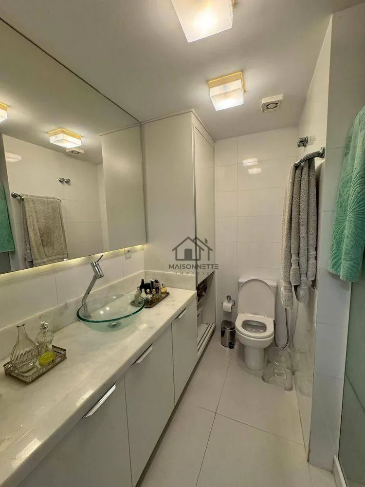 Apartamento, 3 quartos, 196 m² - Foto 13