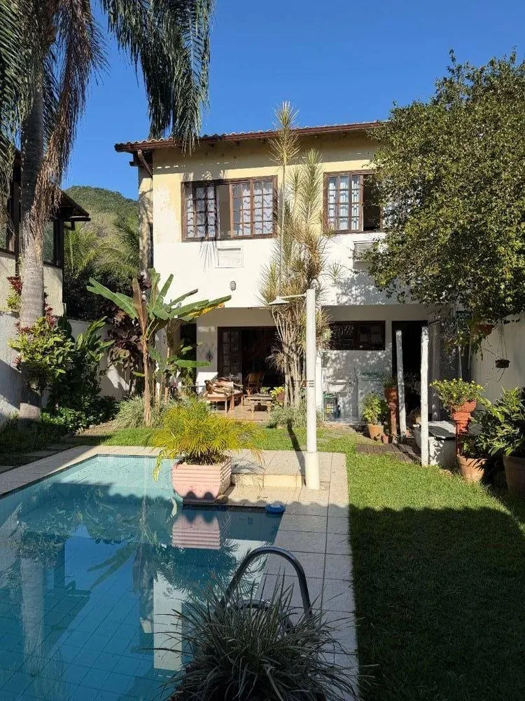 Casa, 5 quartos, 200 m² - Foto 36